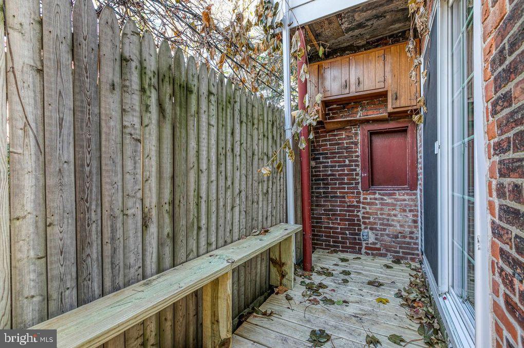 FITLER SQUARE - Residential Lease