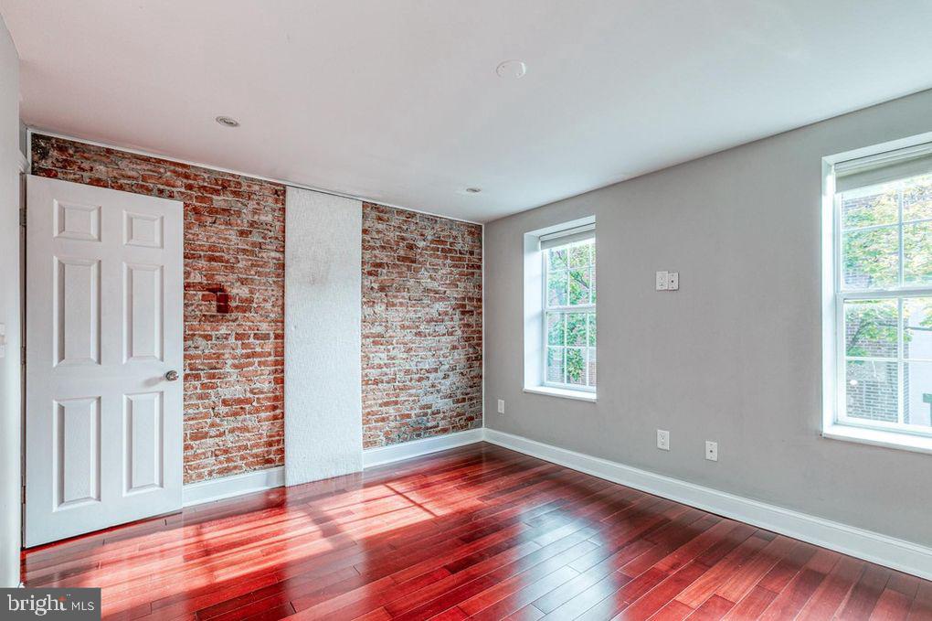 FITLER SQUARE - Residential Lease