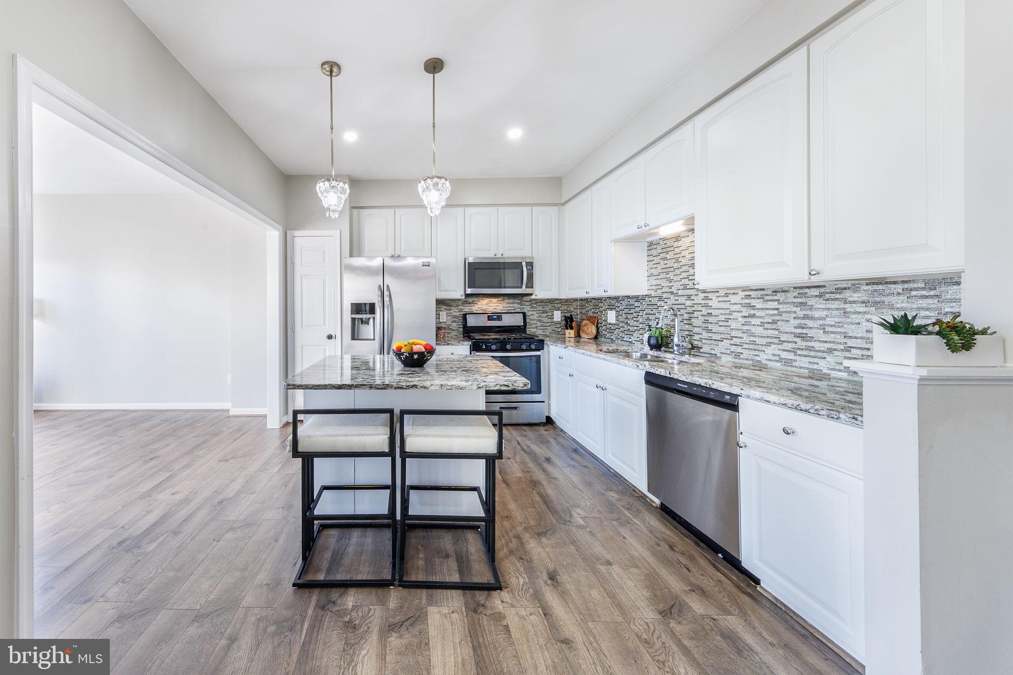 SOUTH RIDING - Residential