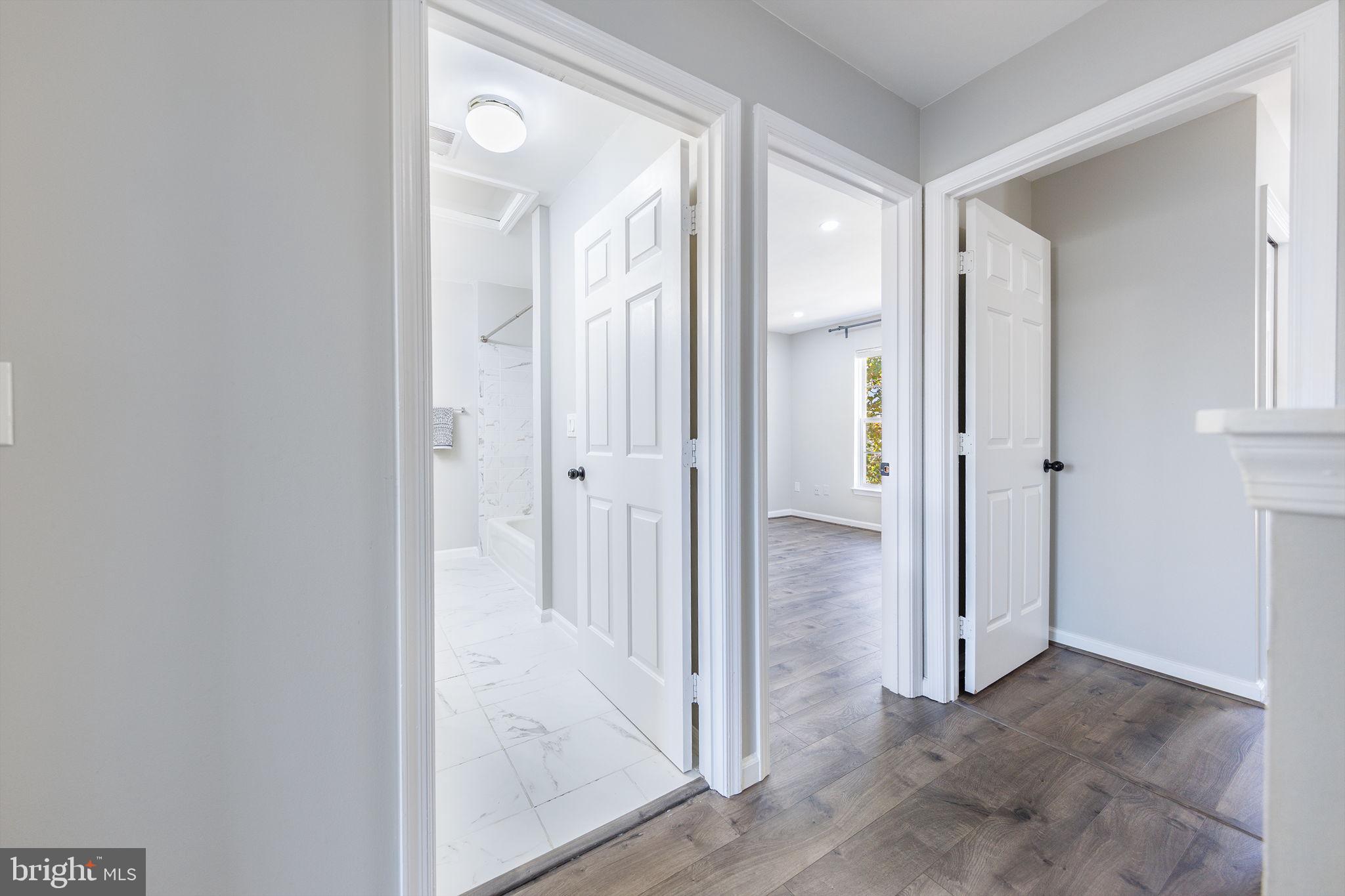 SOUTH RIDING - Residential