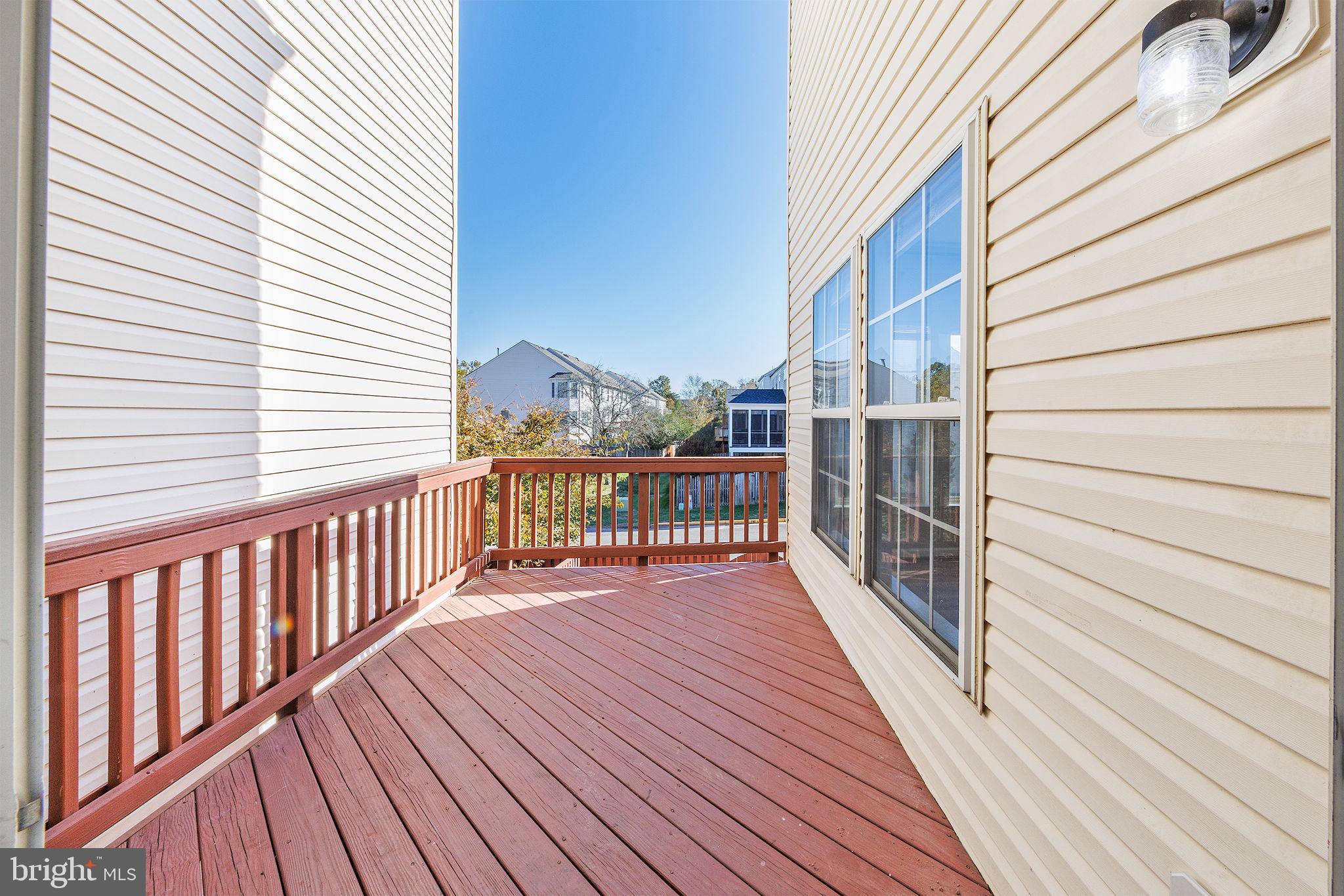 SOUTH RIDING - Residential