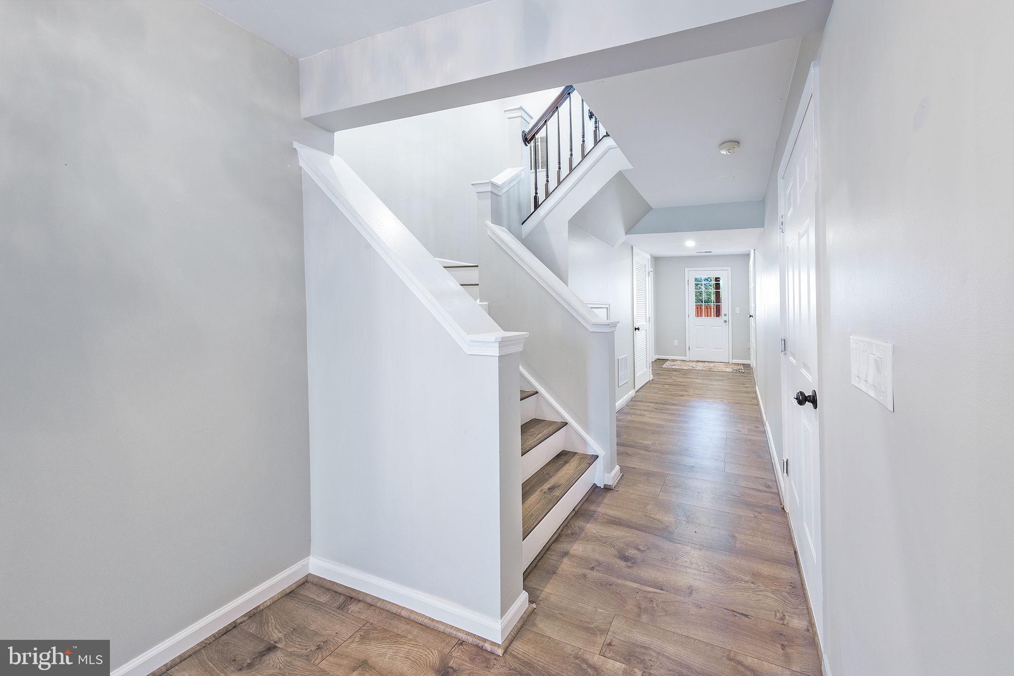 SOUTH RIDING - Residential