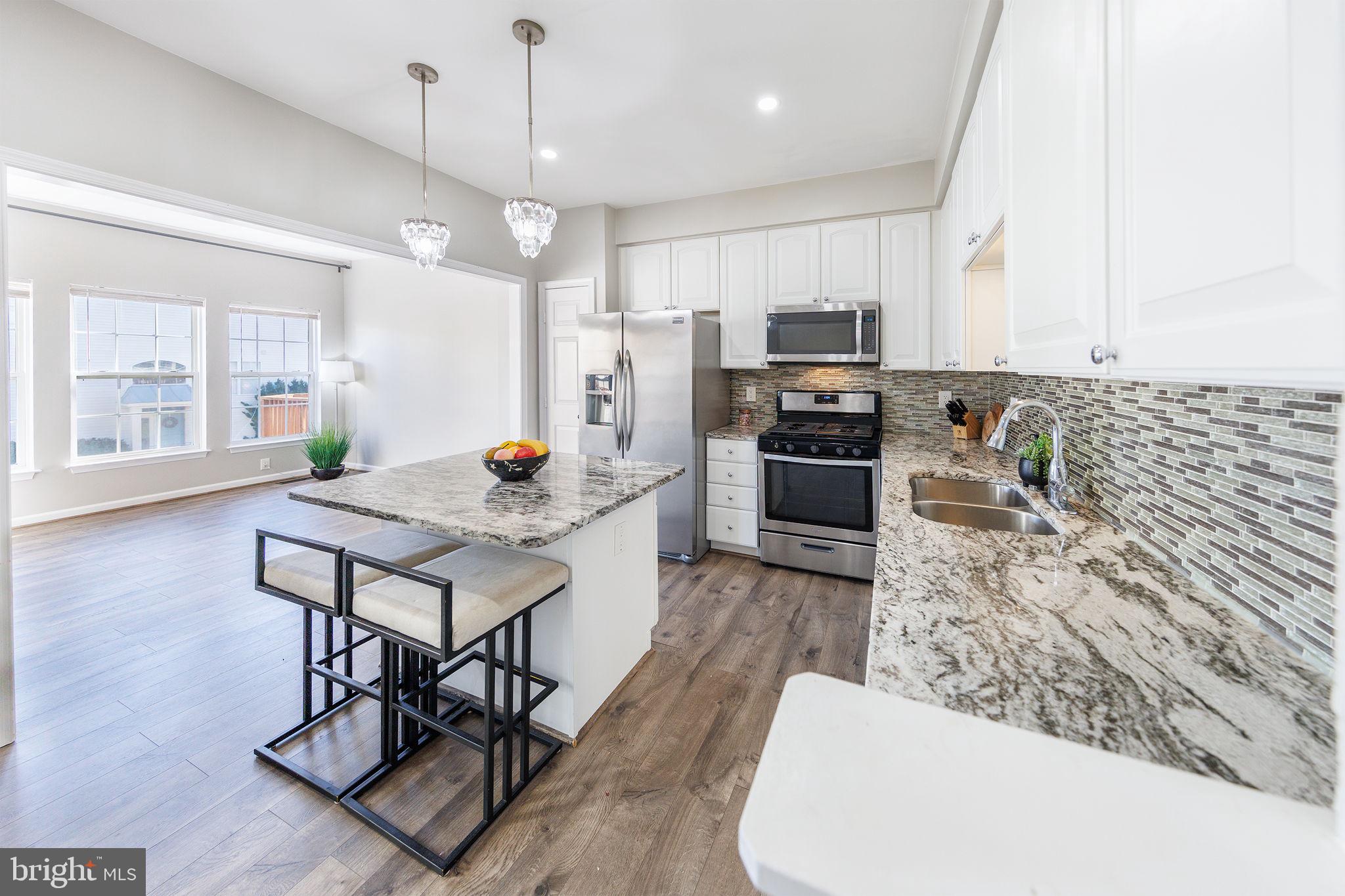 SOUTH RIDING - Residential