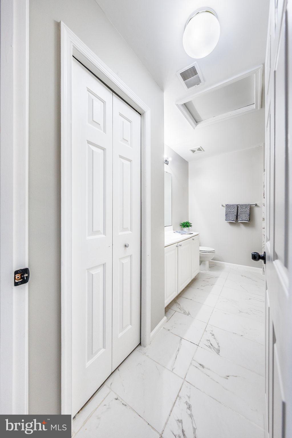 SOUTH RIDING - Residential