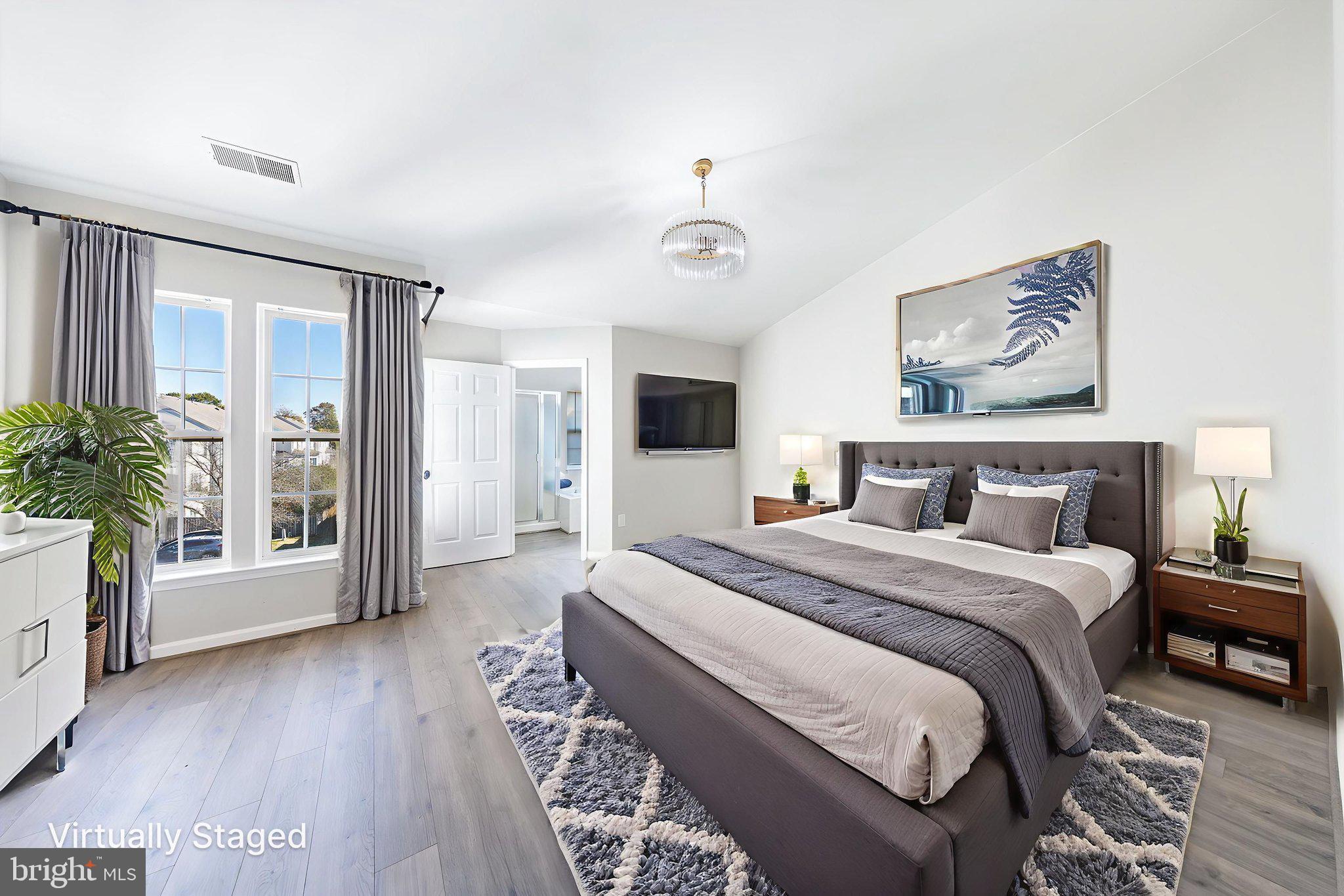 SOUTH RIDING - Residential