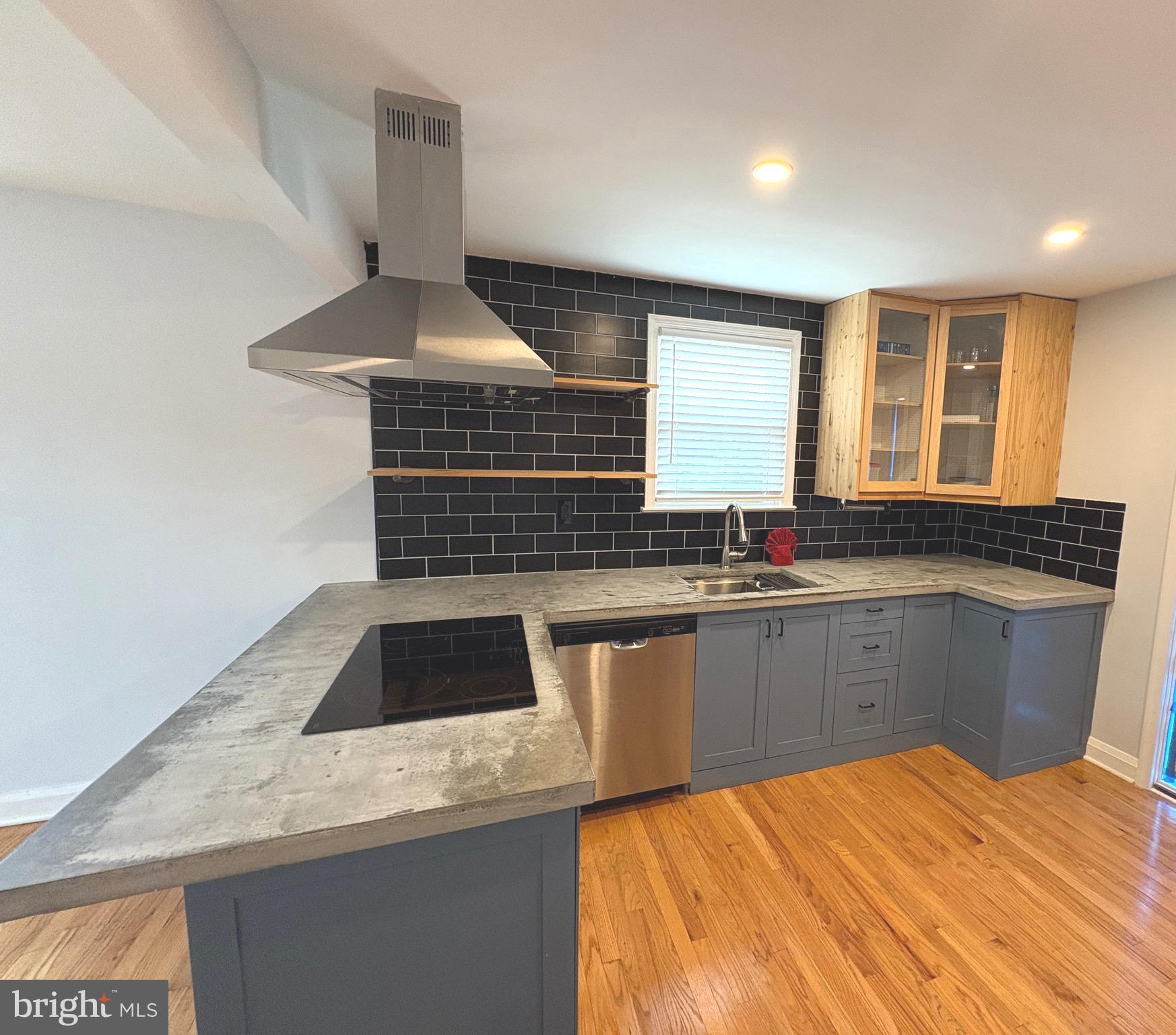 BLOOMFIELD - Residential Lease