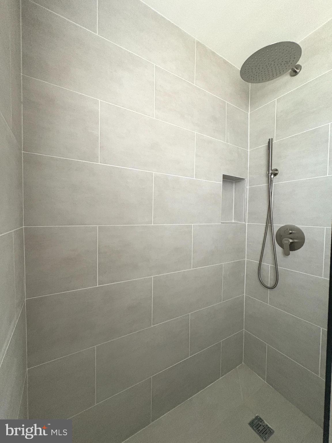 BLOOMFIELD - Residential Lease