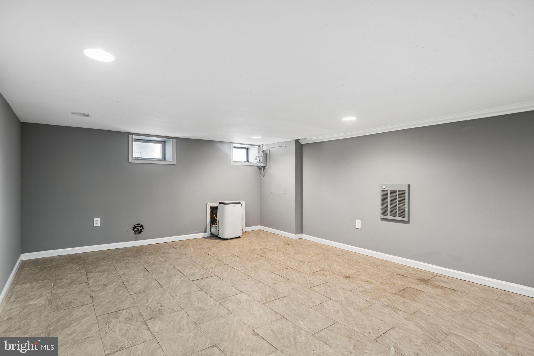 TEMPLE UNIVERSITY - Residential