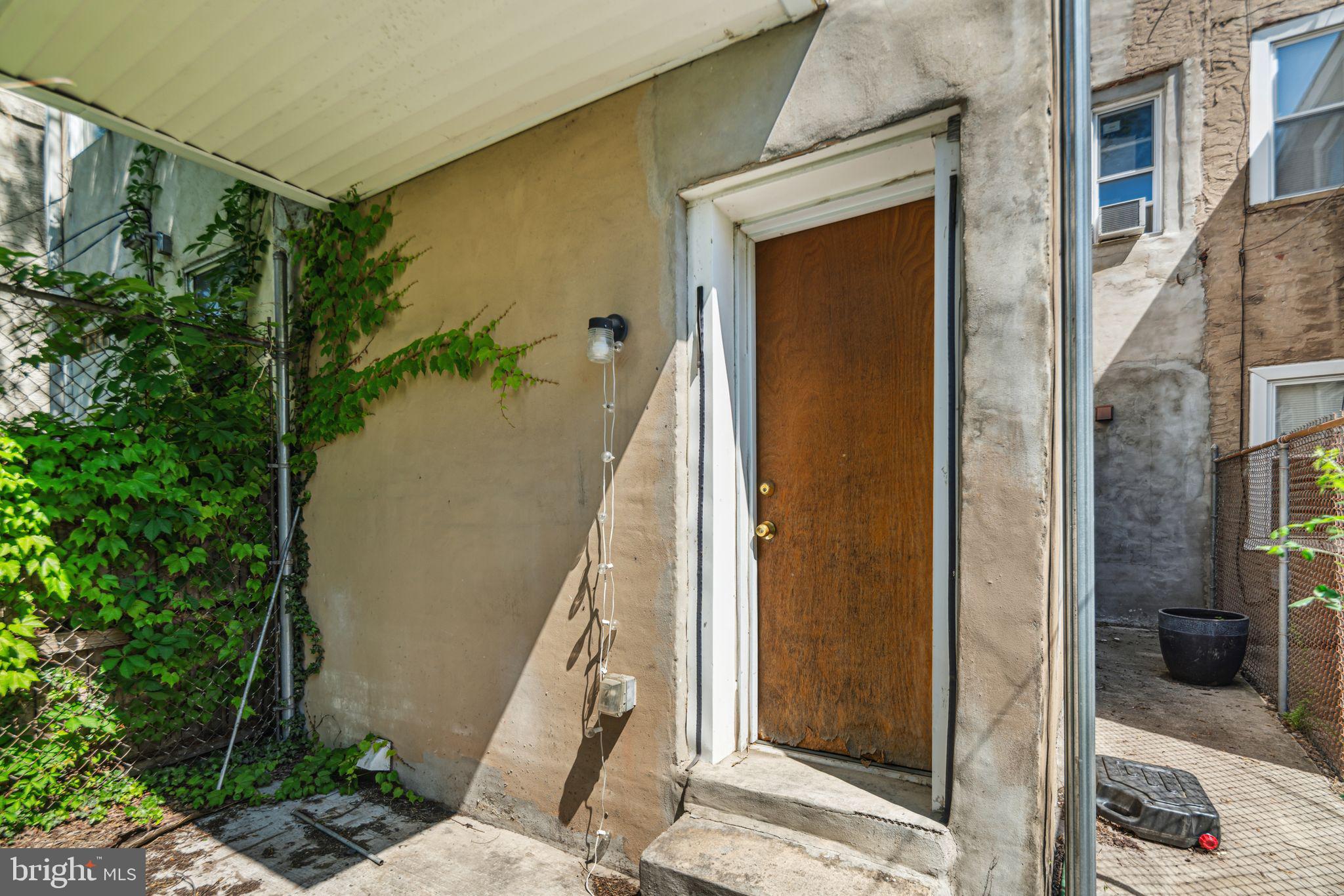 TEMPLE UNIVERSITY - Residential