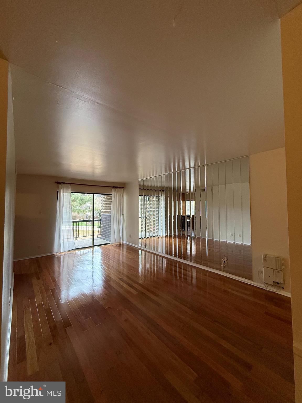 CHERRY GLEN CONDOS - Residential Lease