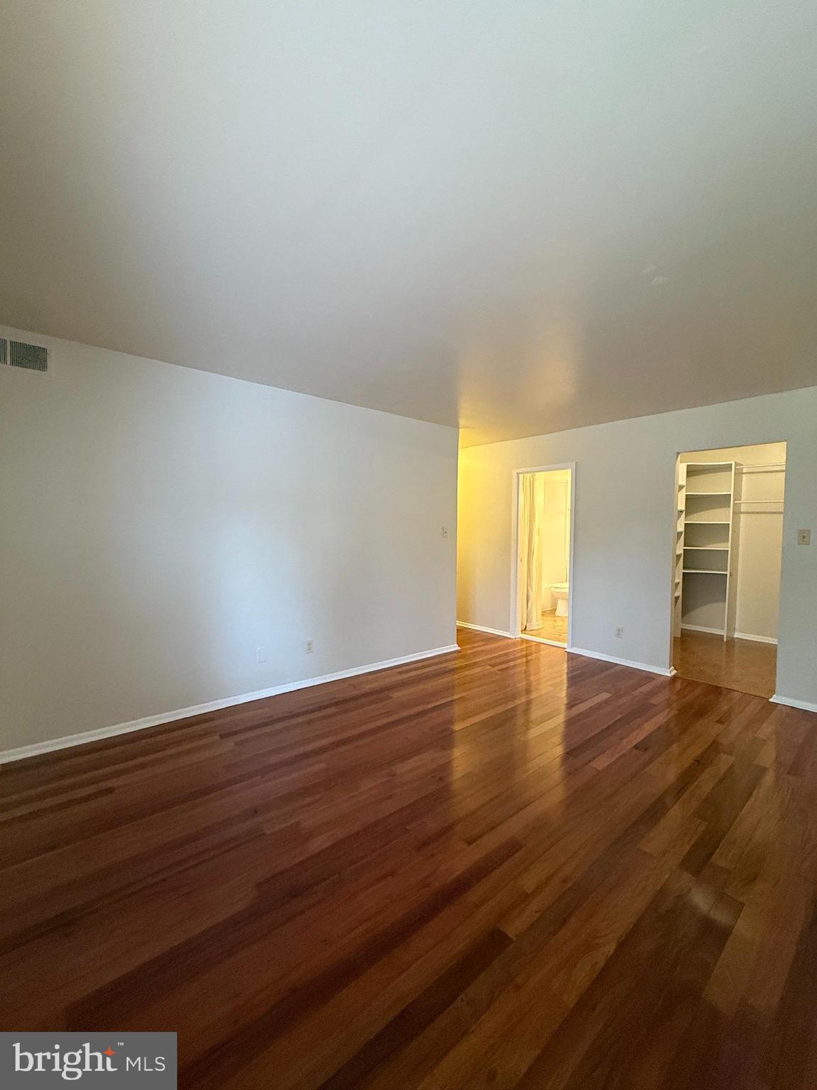 CHERRY GLEN CONDOS - Residential Lease