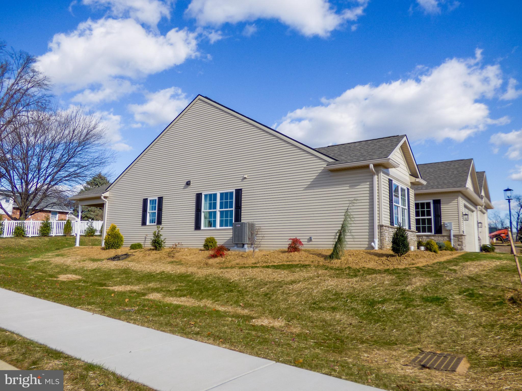 616 BLUFF STONE DRIVE