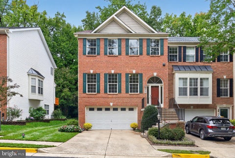 Photo of 6585 Mckenna Way, ALEXANDRIA, VA 22315 (MLS # VAFX2341184)