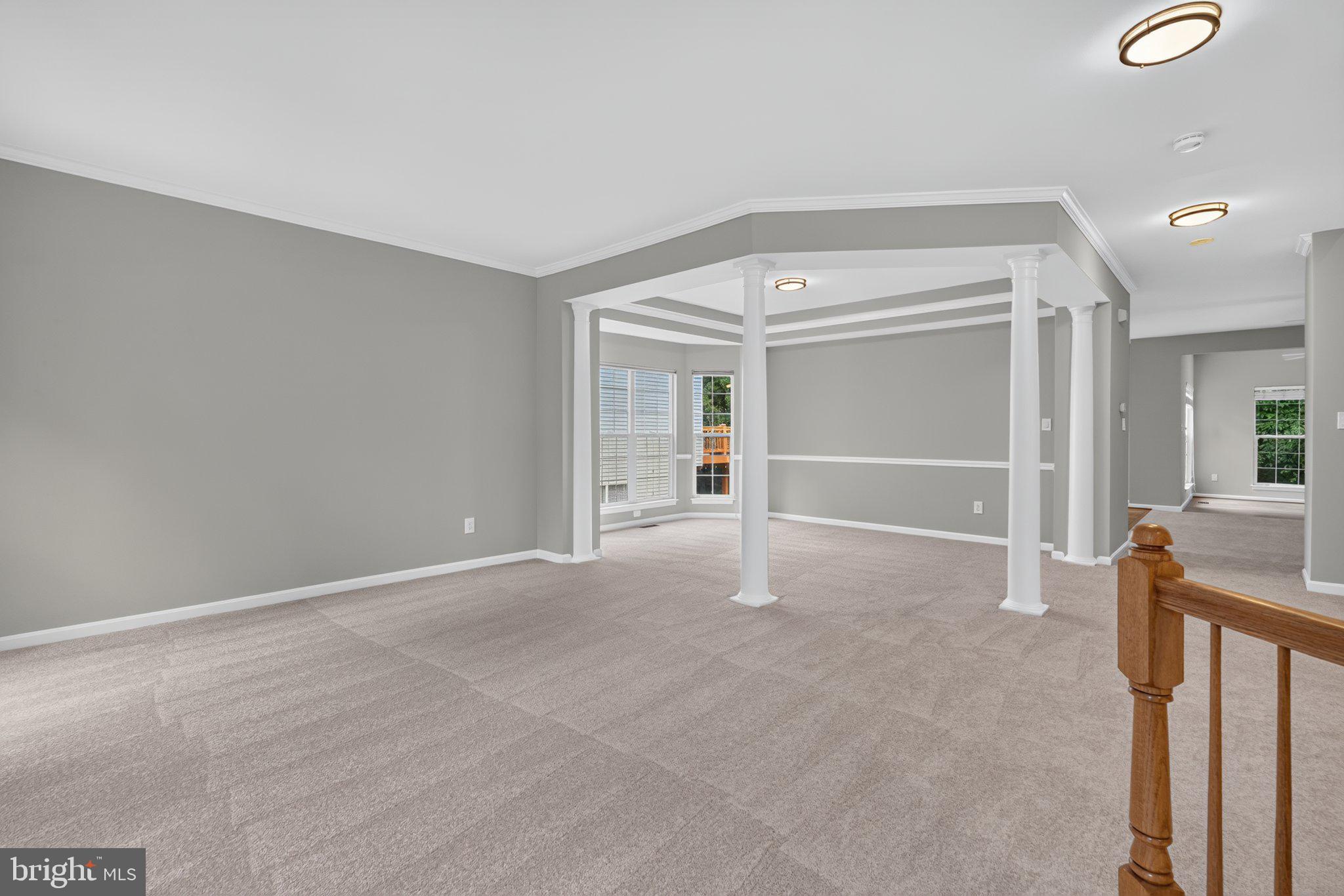 6585 MCKENNA WAY