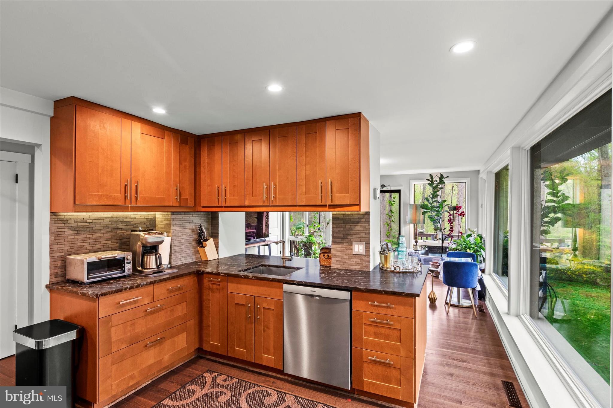 MANTUA - Residential Lease