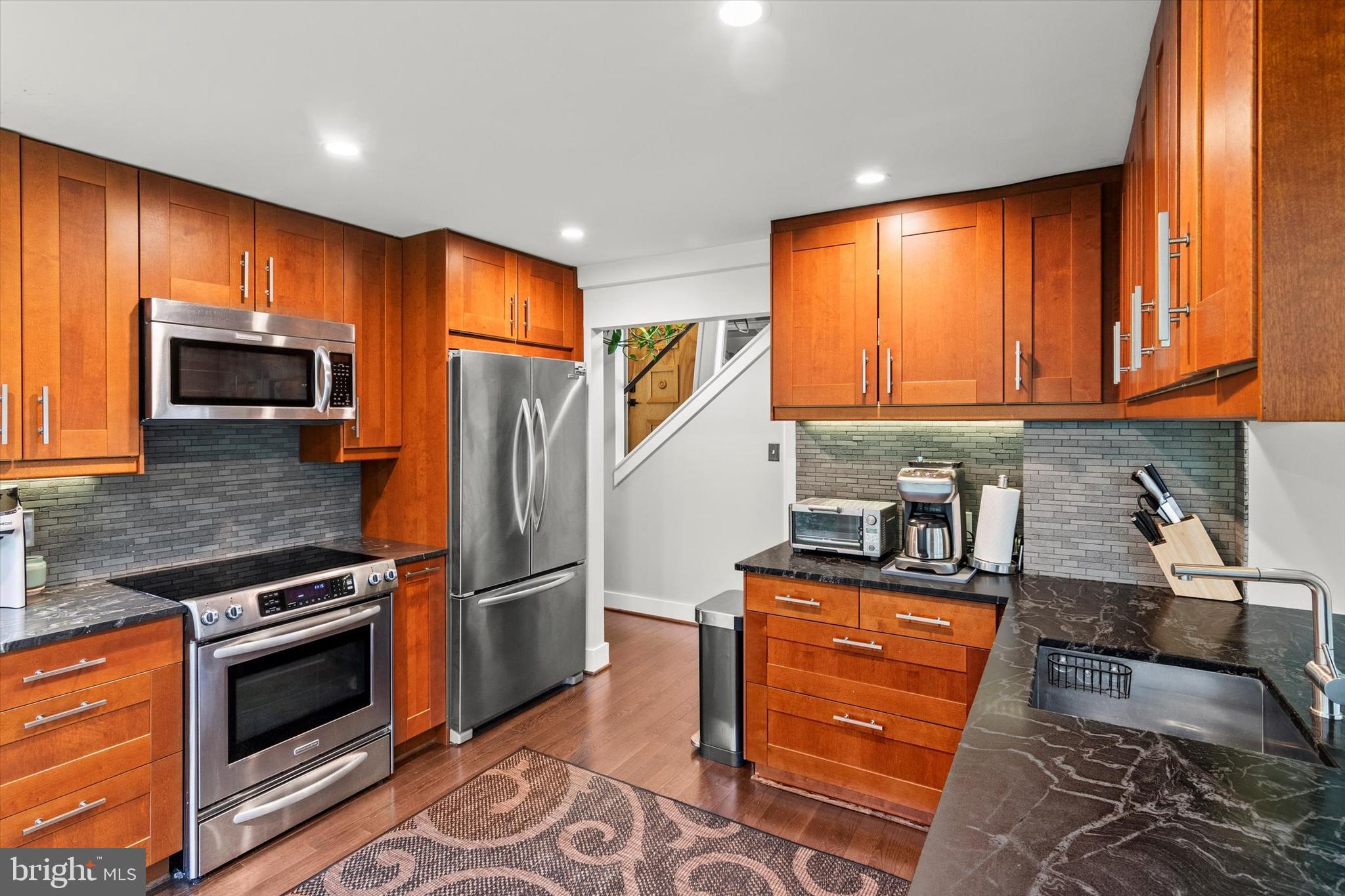 MANTUA - Residential Lease