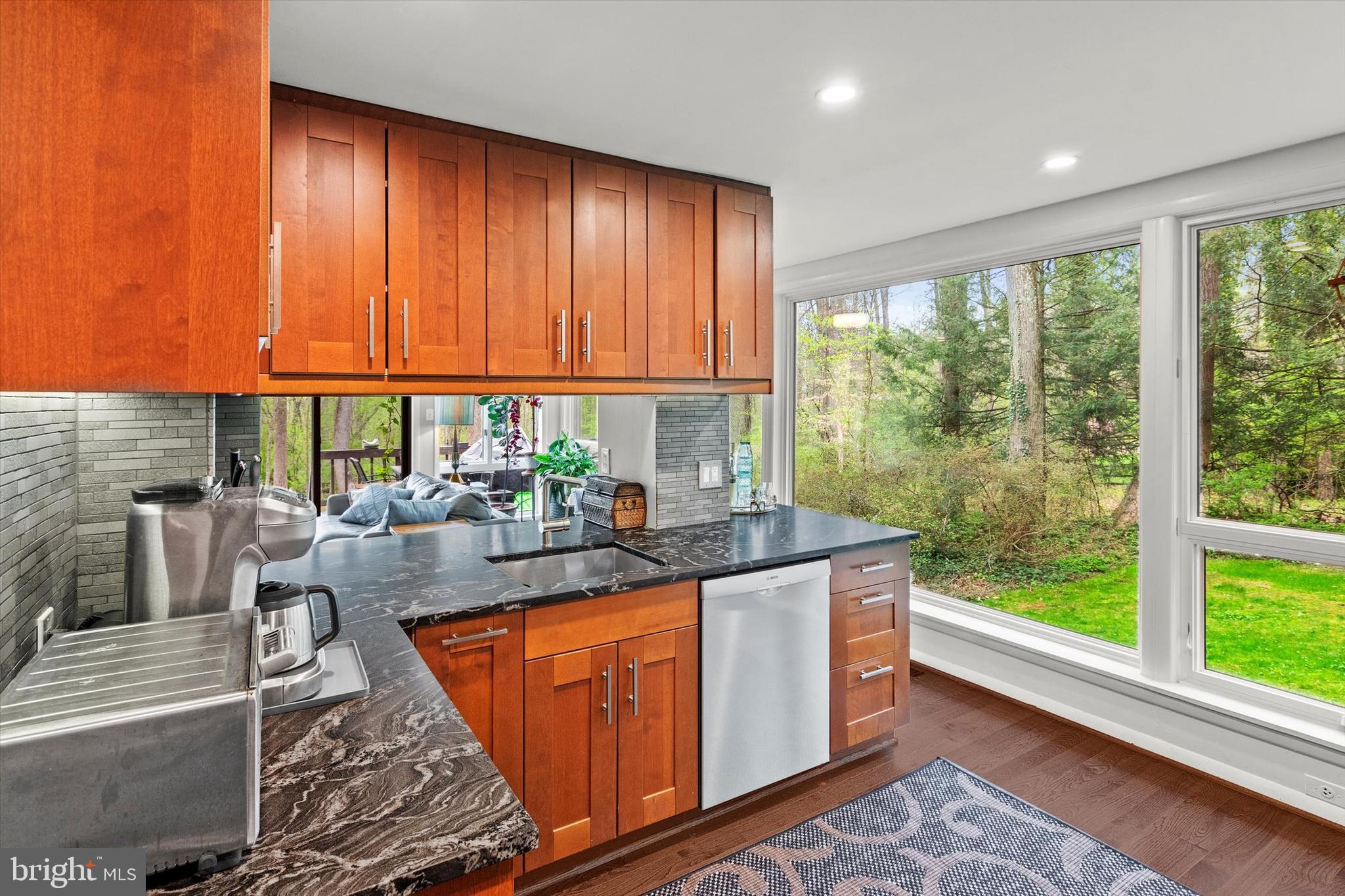 MANTUA - Residential Lease