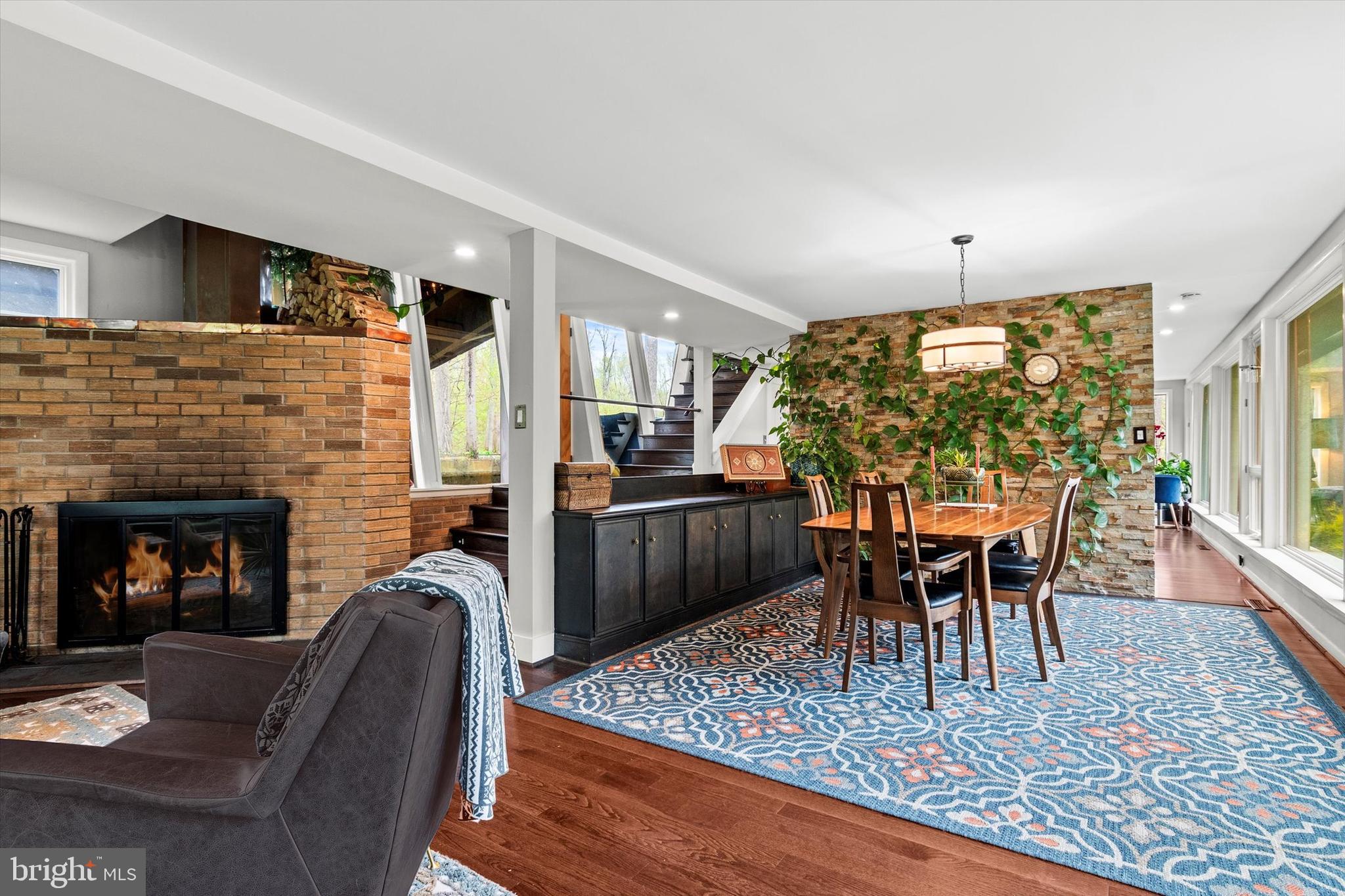 MANTUA - Residential Lease