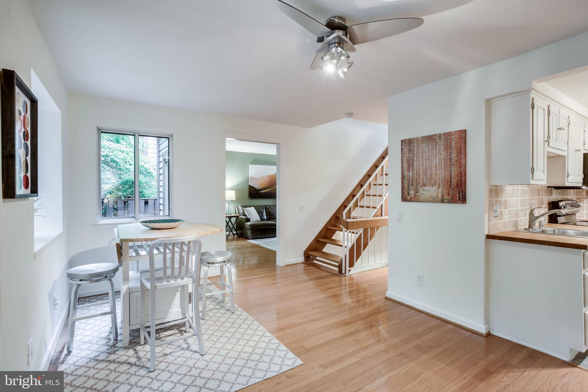 RESTON - Residential