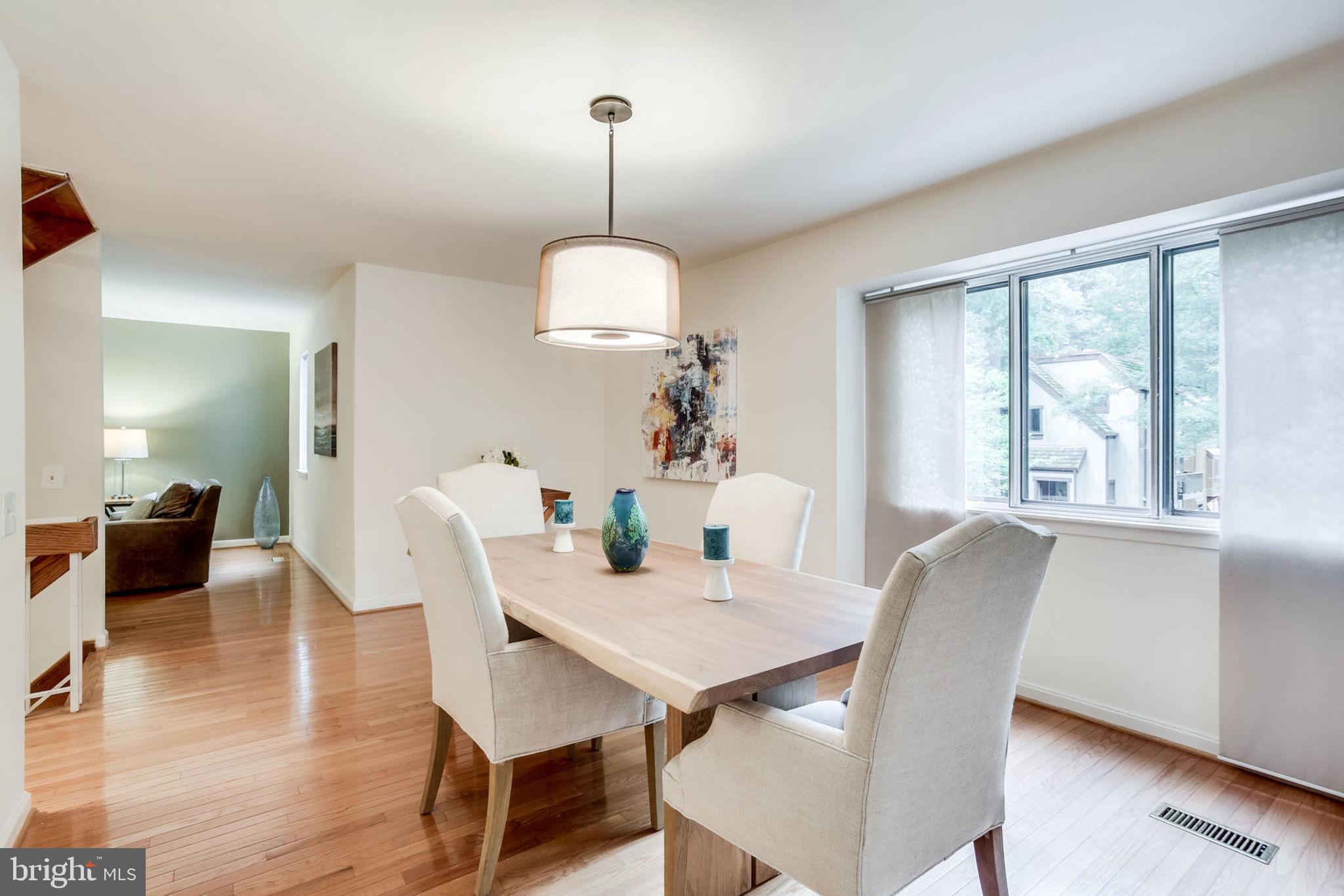 RESTON - Residential