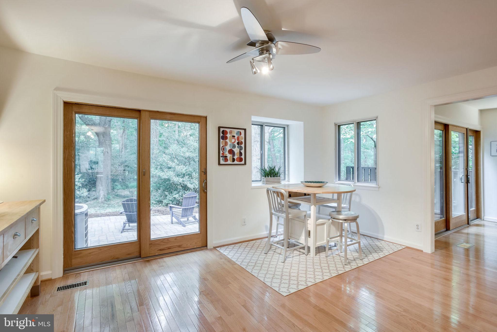 RESTON - Residential