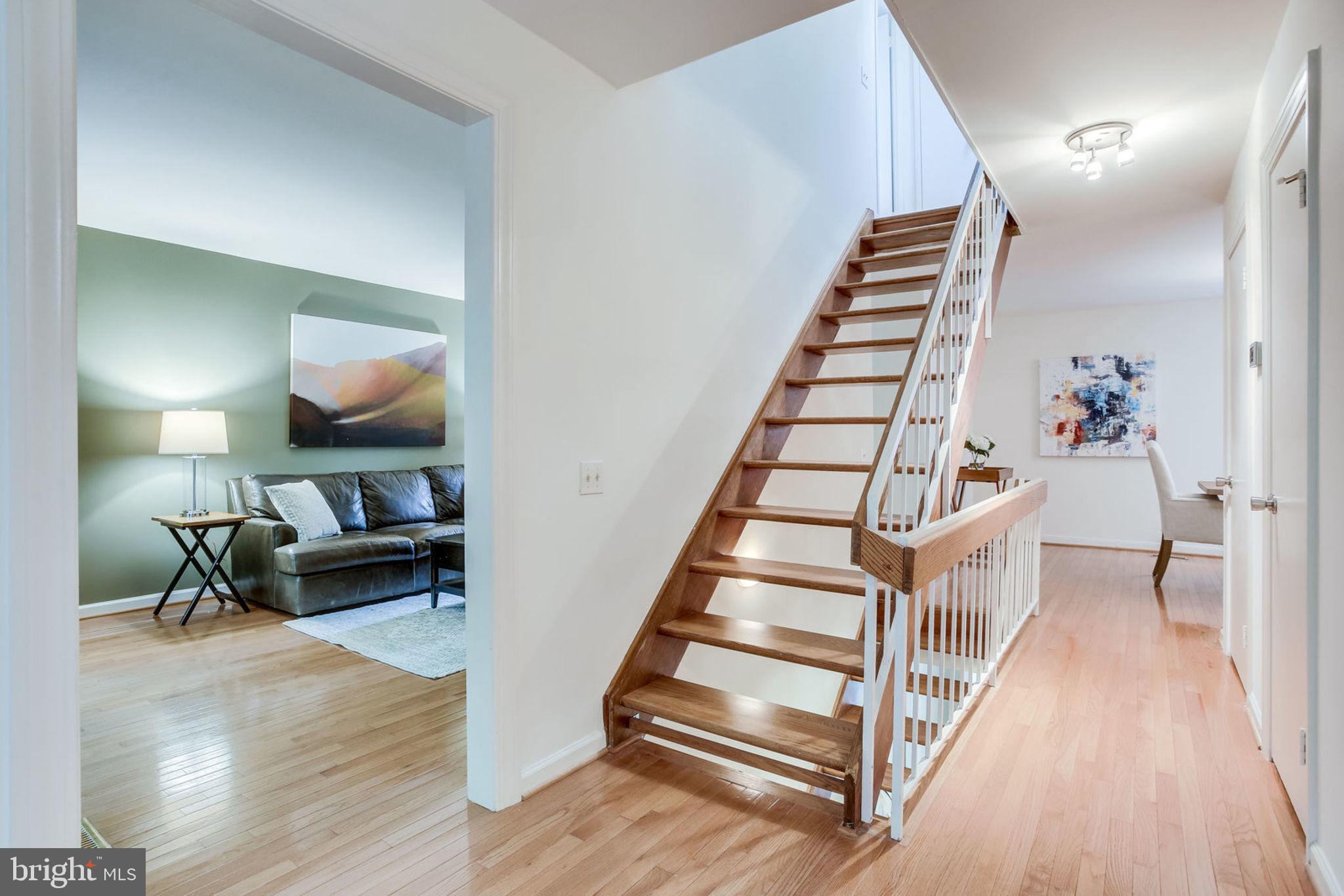 RESTON - Residential