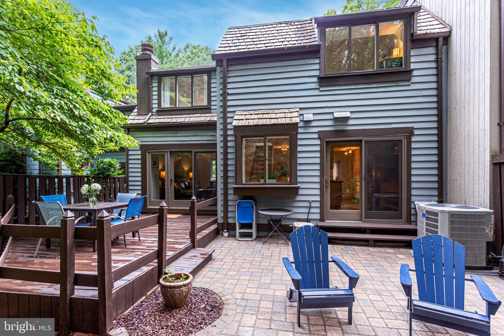 RESTON - Residential