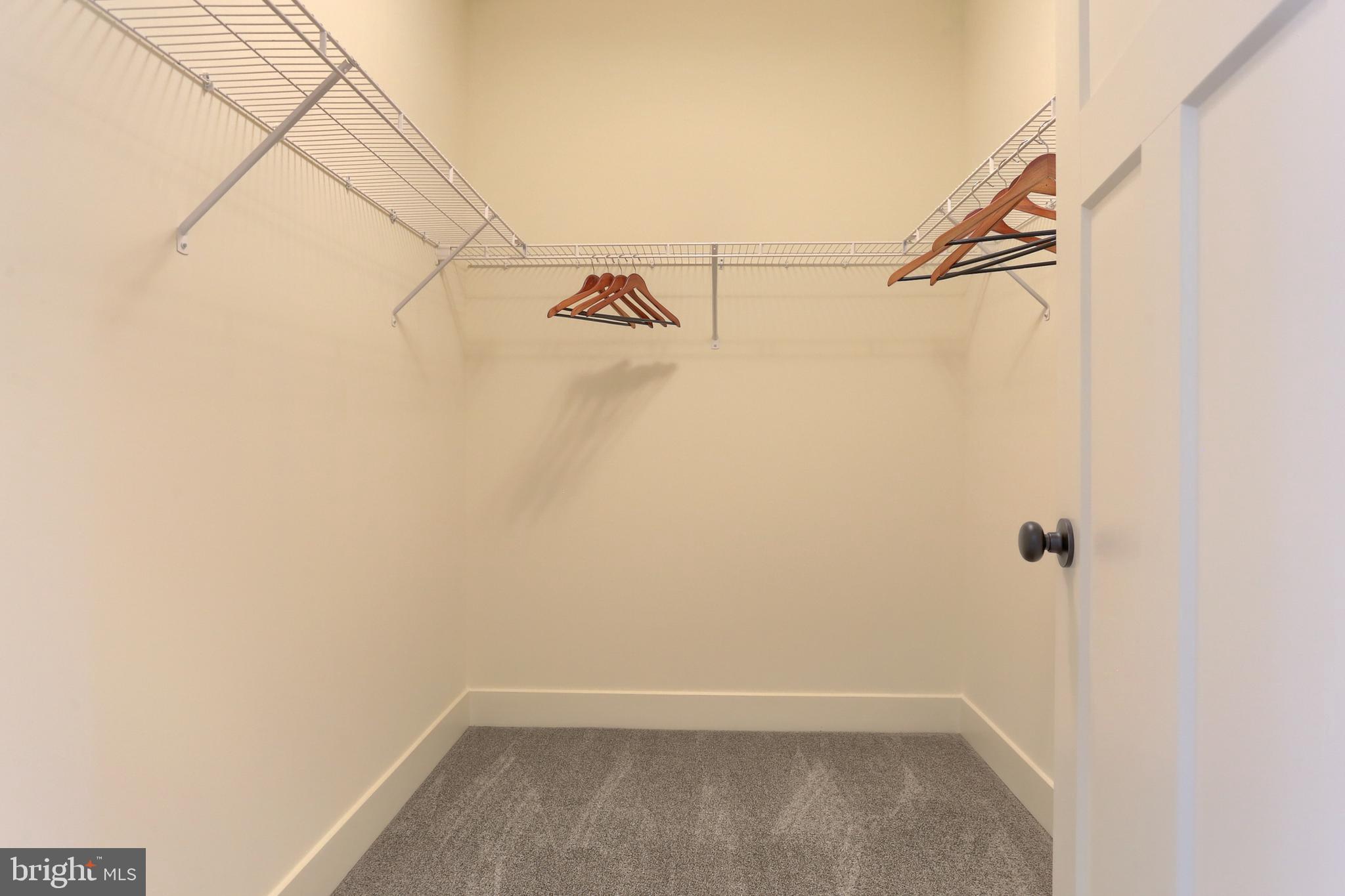 MEADOW LANE FARMS - Residential