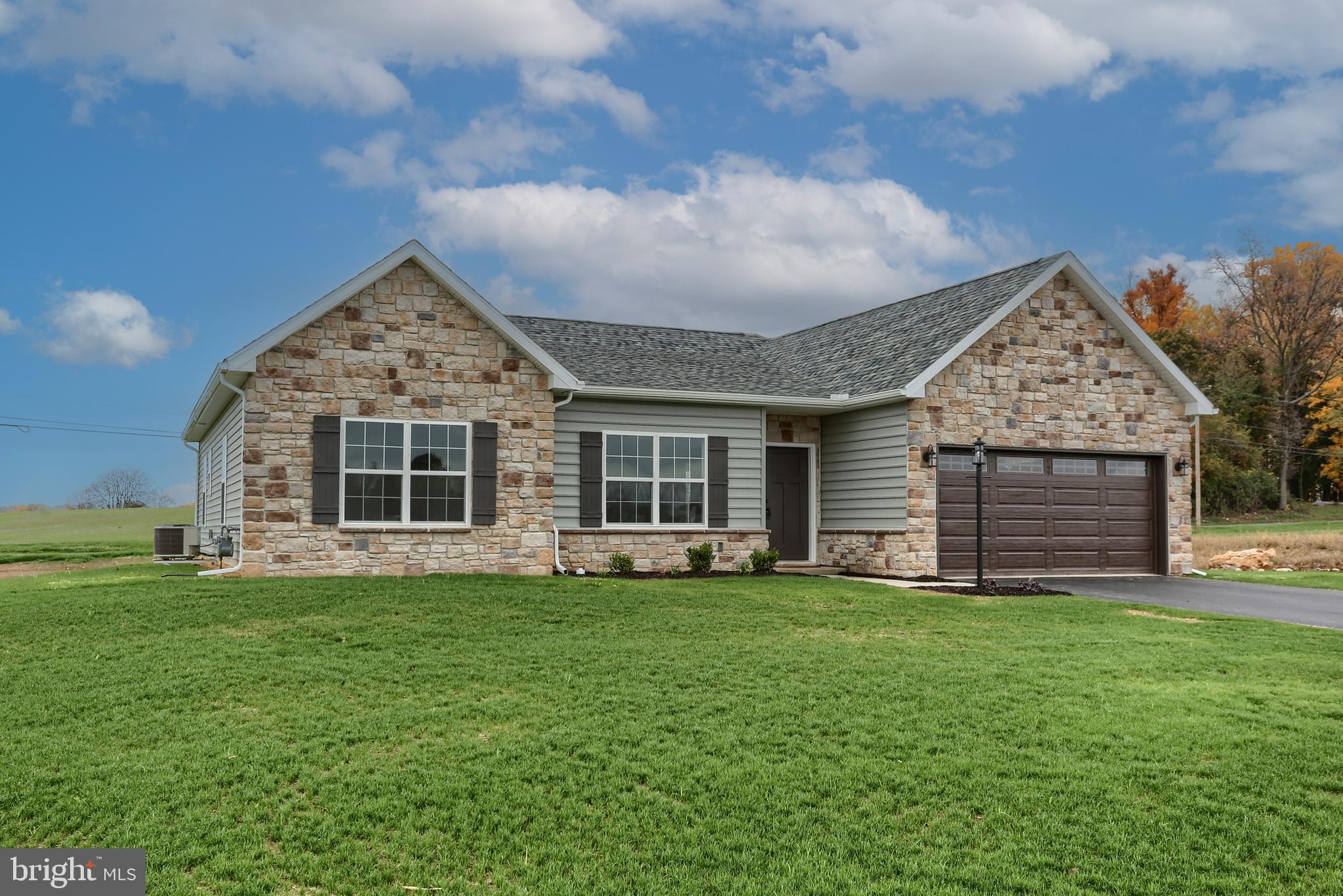 MEADOW LANE FARMS - Residential
