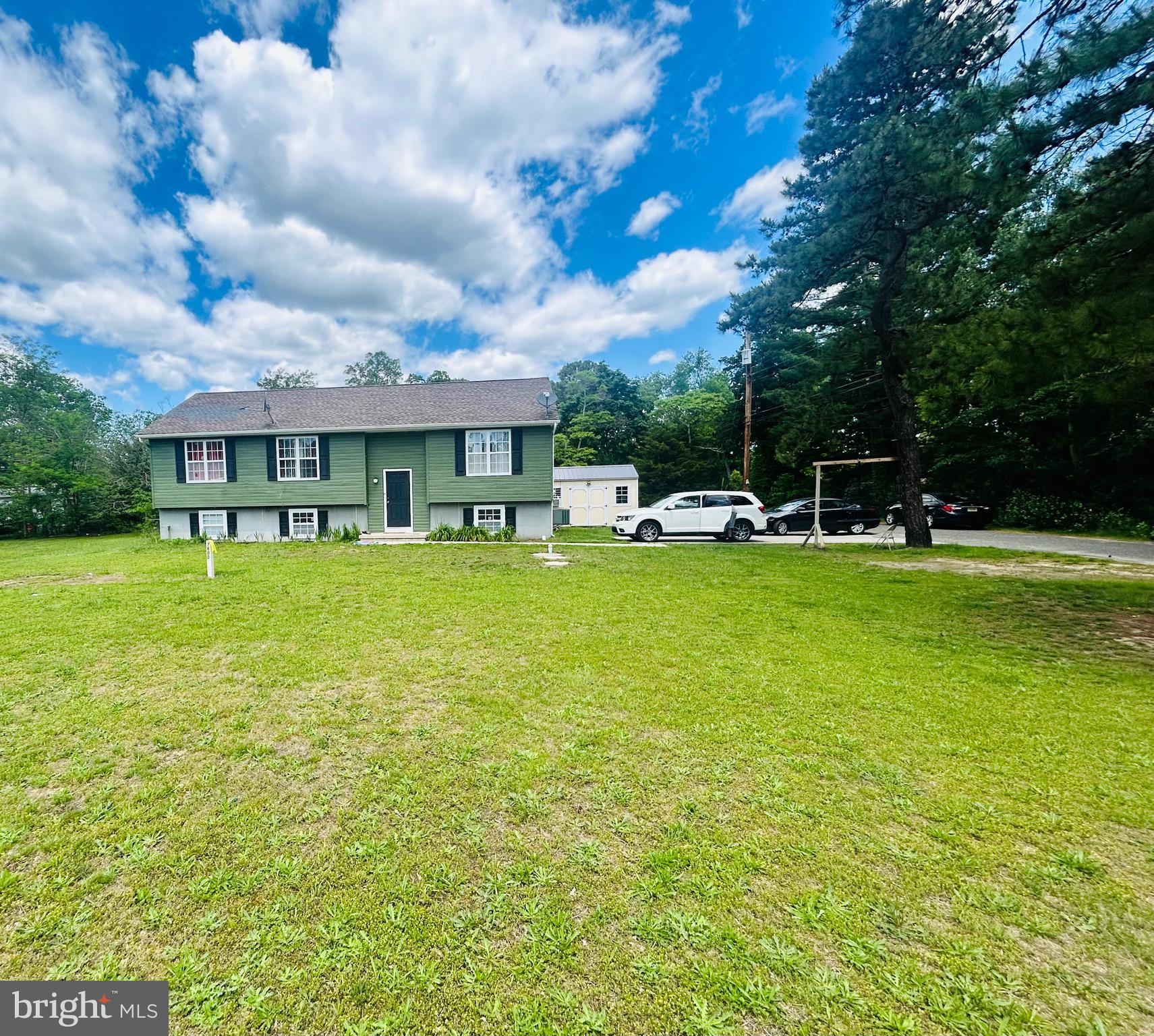 7800 BATTLE LANE