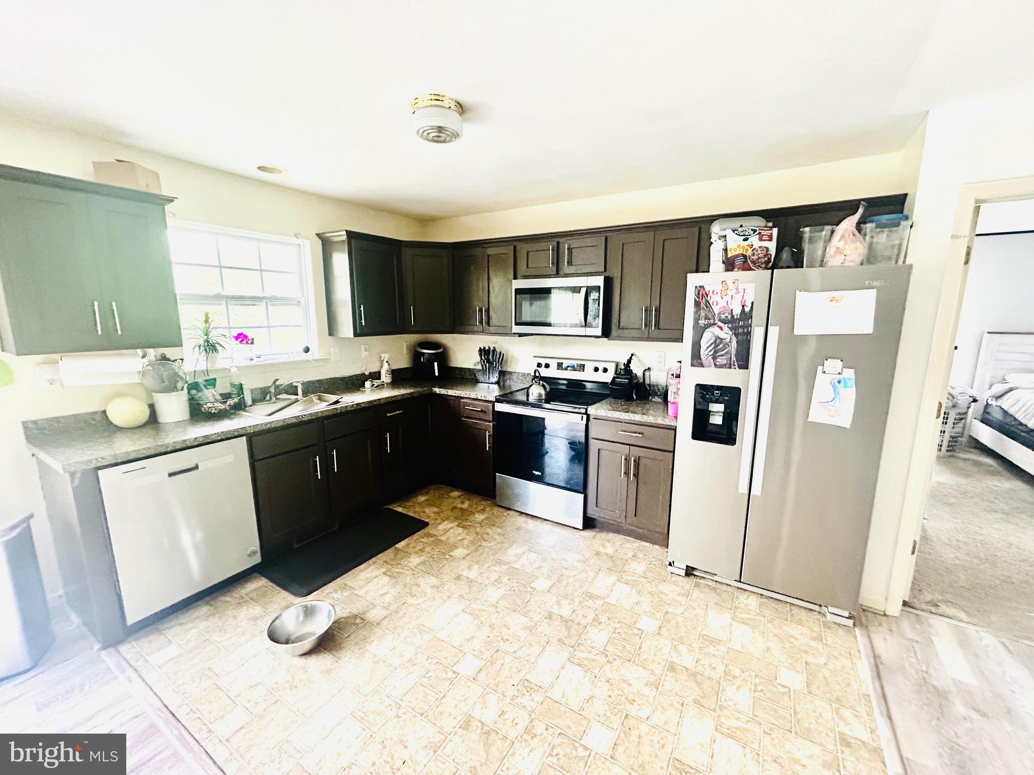 7800 BATTLE LANE