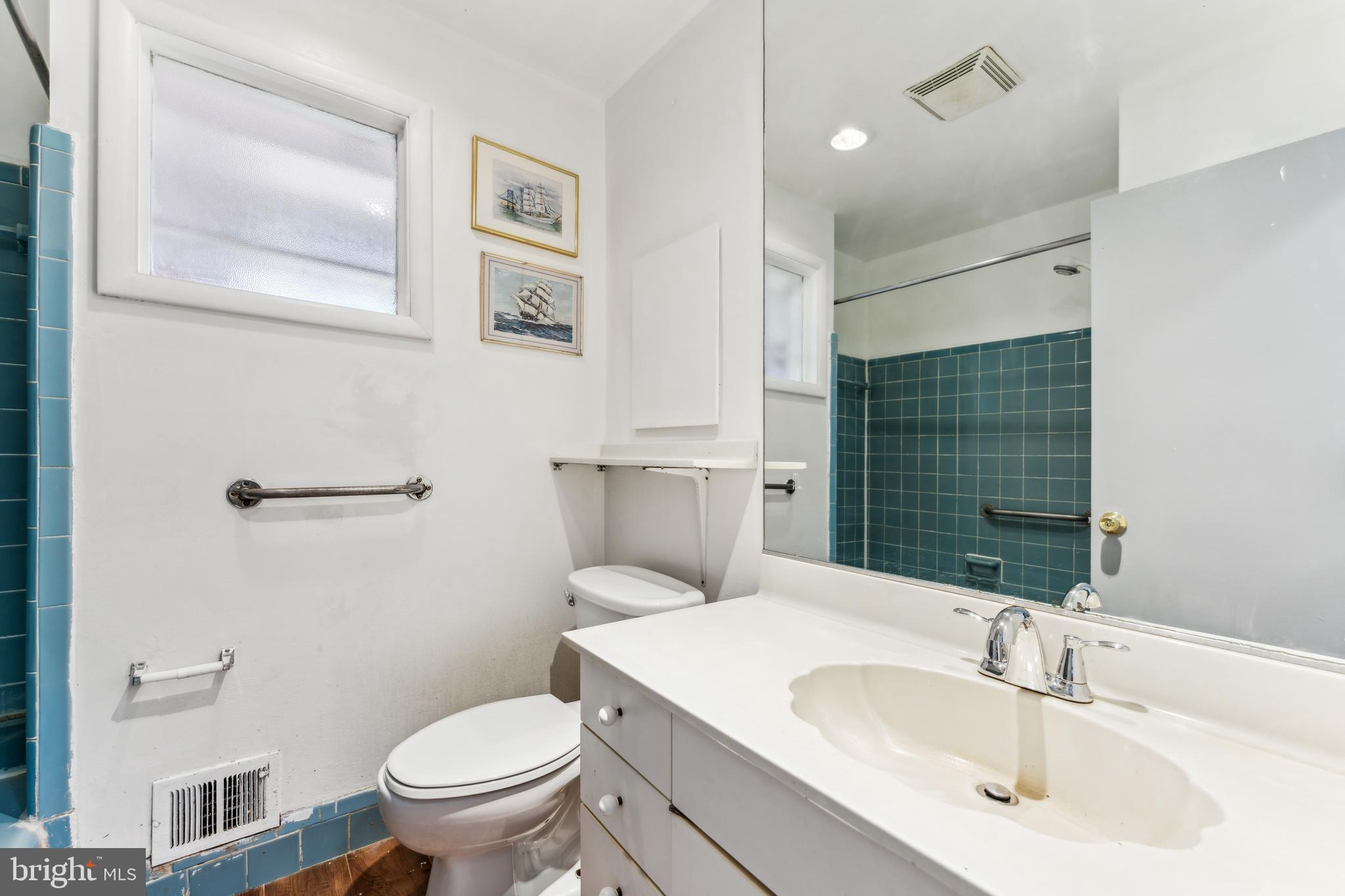 LENKINS ADDN TO ADELPHI - Residential