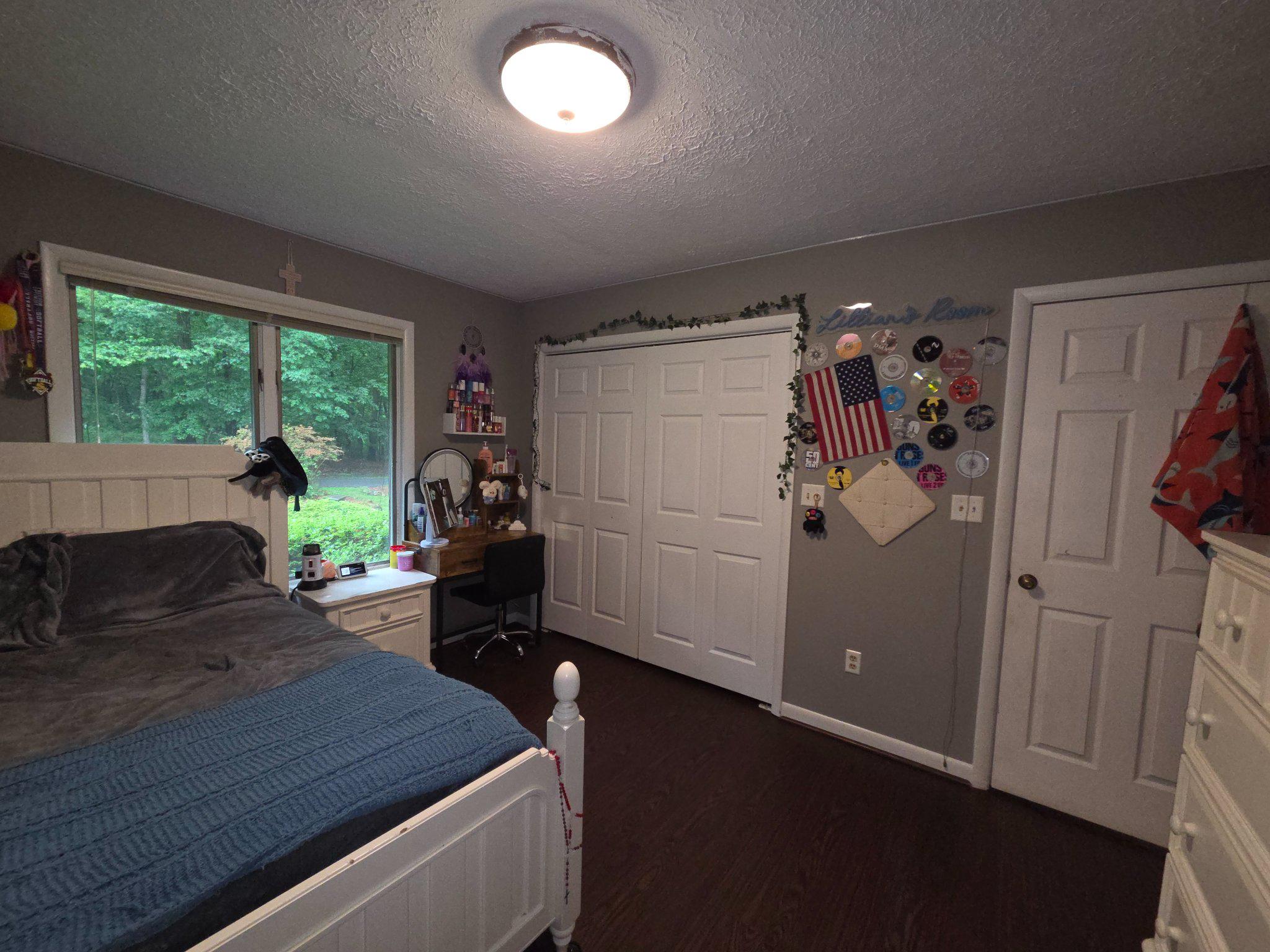 KENMAR MANOR - Residential