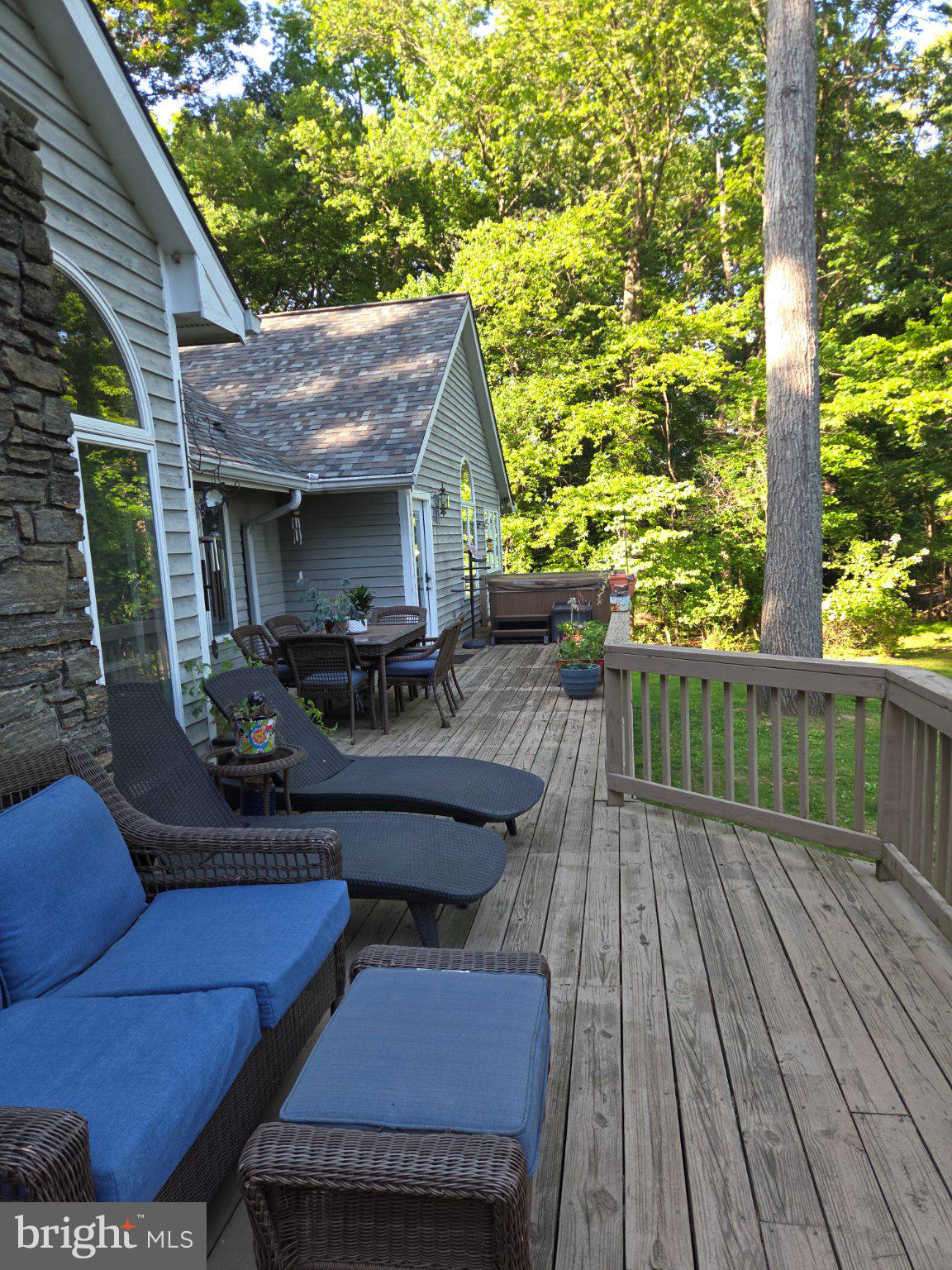 KENMAR MANOR - Residential