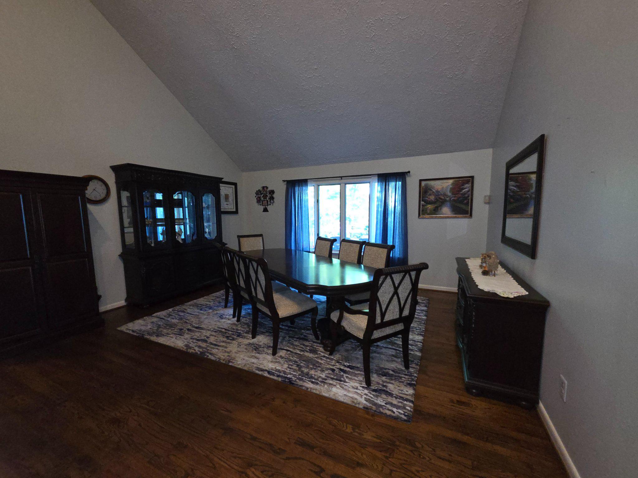 KENMAR MANOR - Residential