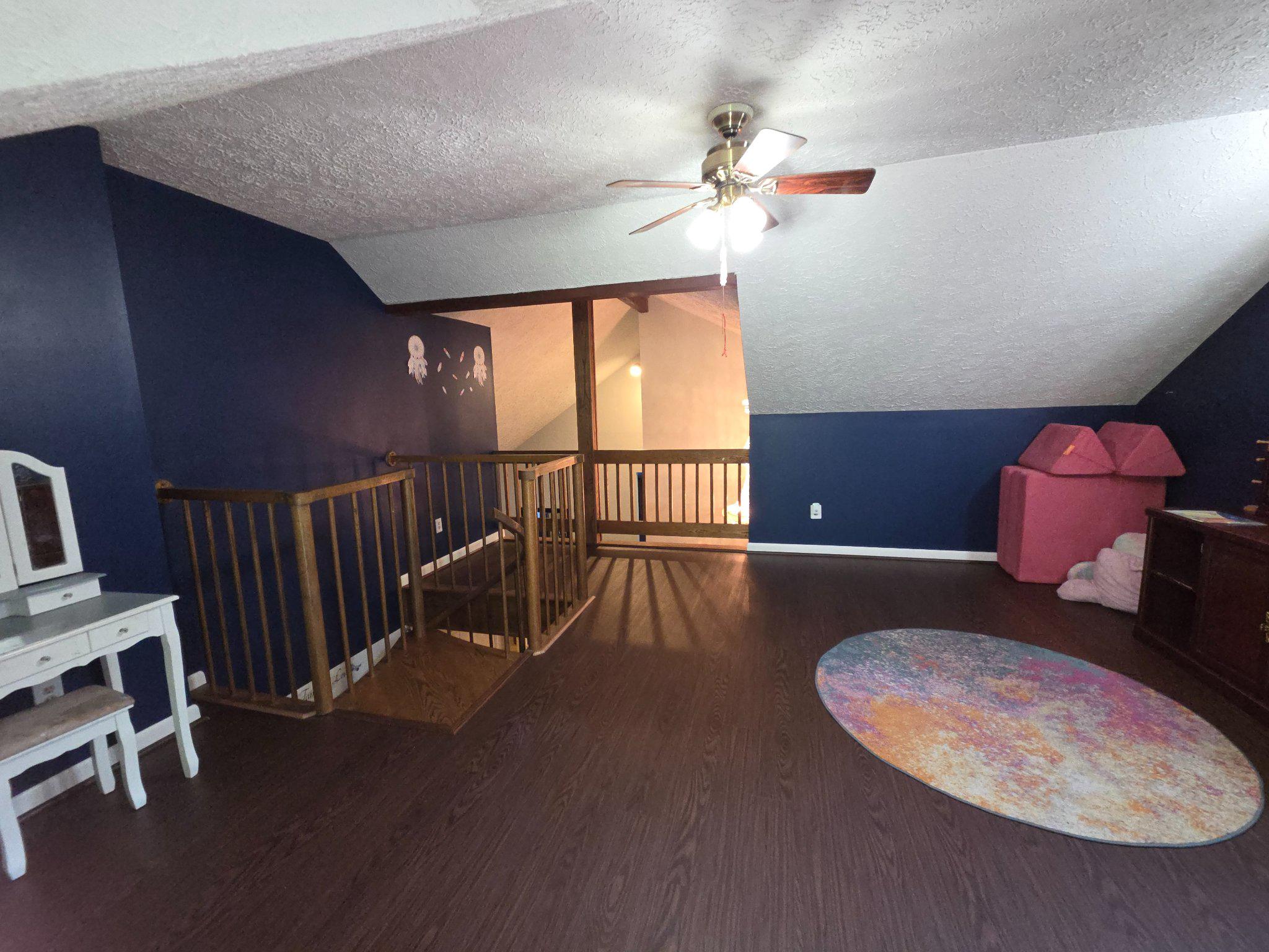 KENMAR MANOR - Residential