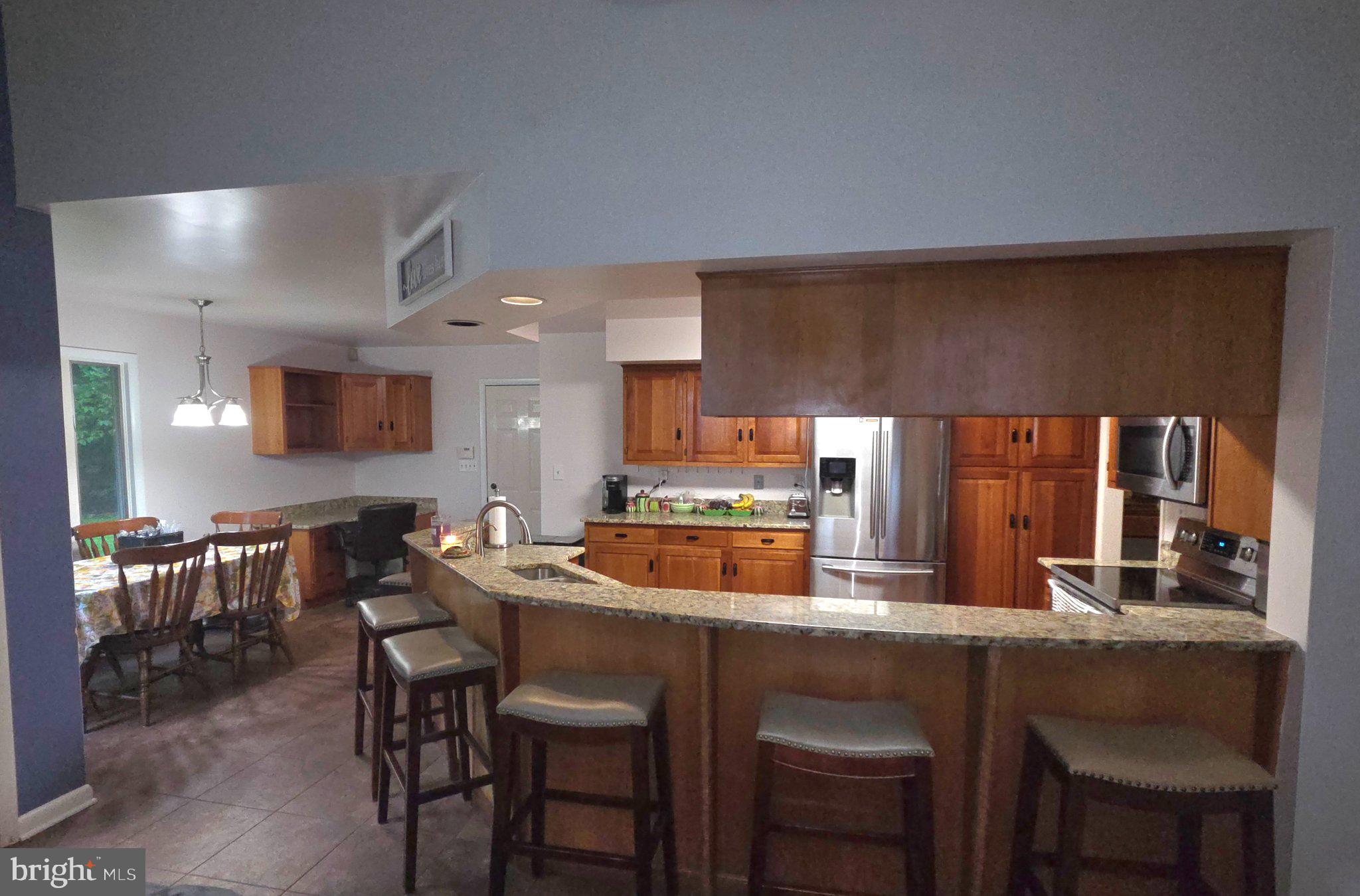 KENMAR MANOR - Residential