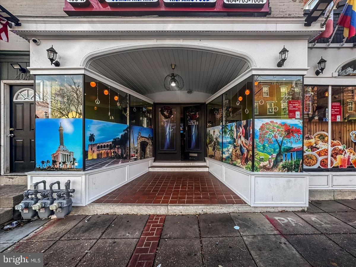 406 W MARSHALL STREET