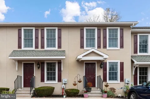 11 Station Avenue, Schwenksville, PA MLS: PAMC2137804