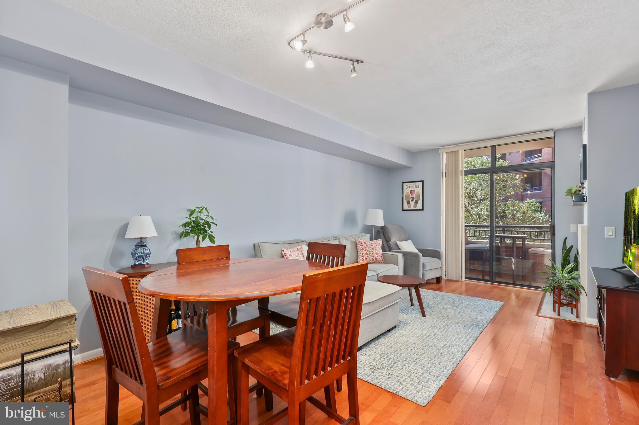 1021 N GARFIELD STREET 328