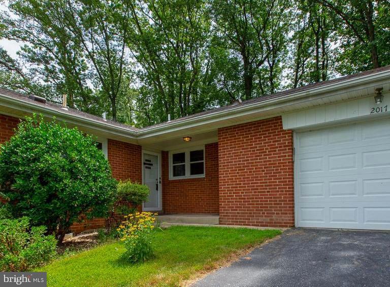 HILLANDALE FOREST - Residential