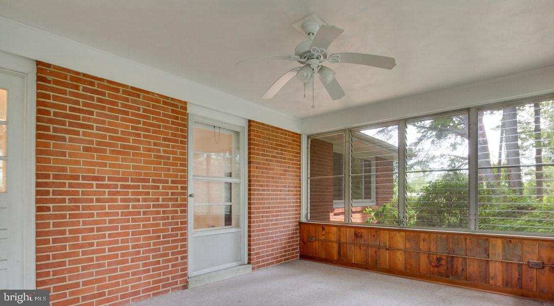 HILLANDALE FOREST - Residential