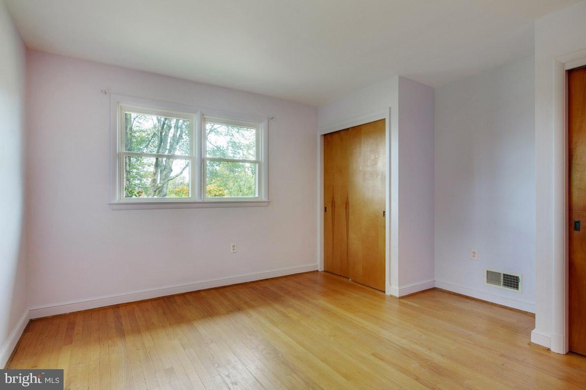 HILLANDALE FOREST - Residential