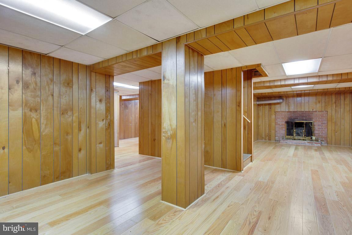 HILLANDALE FOREST - Residential