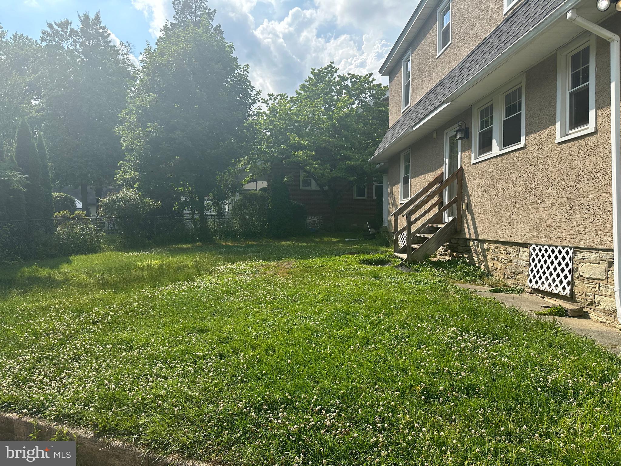 GLENSIDE - Residential Lease