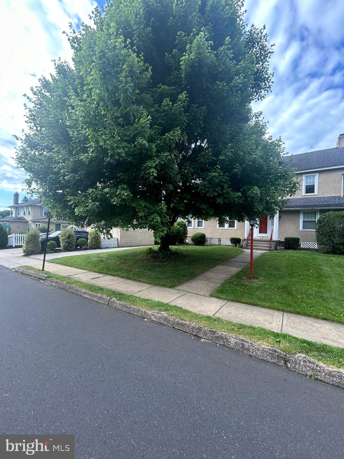 GLENSIDE - Residential Lease