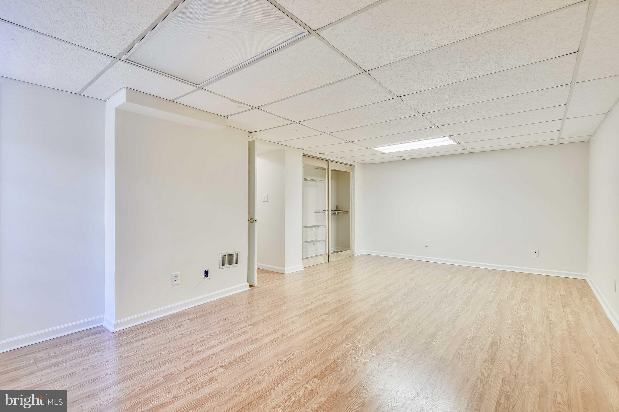 VILLAGE OF SEVERNA PARK - Residential