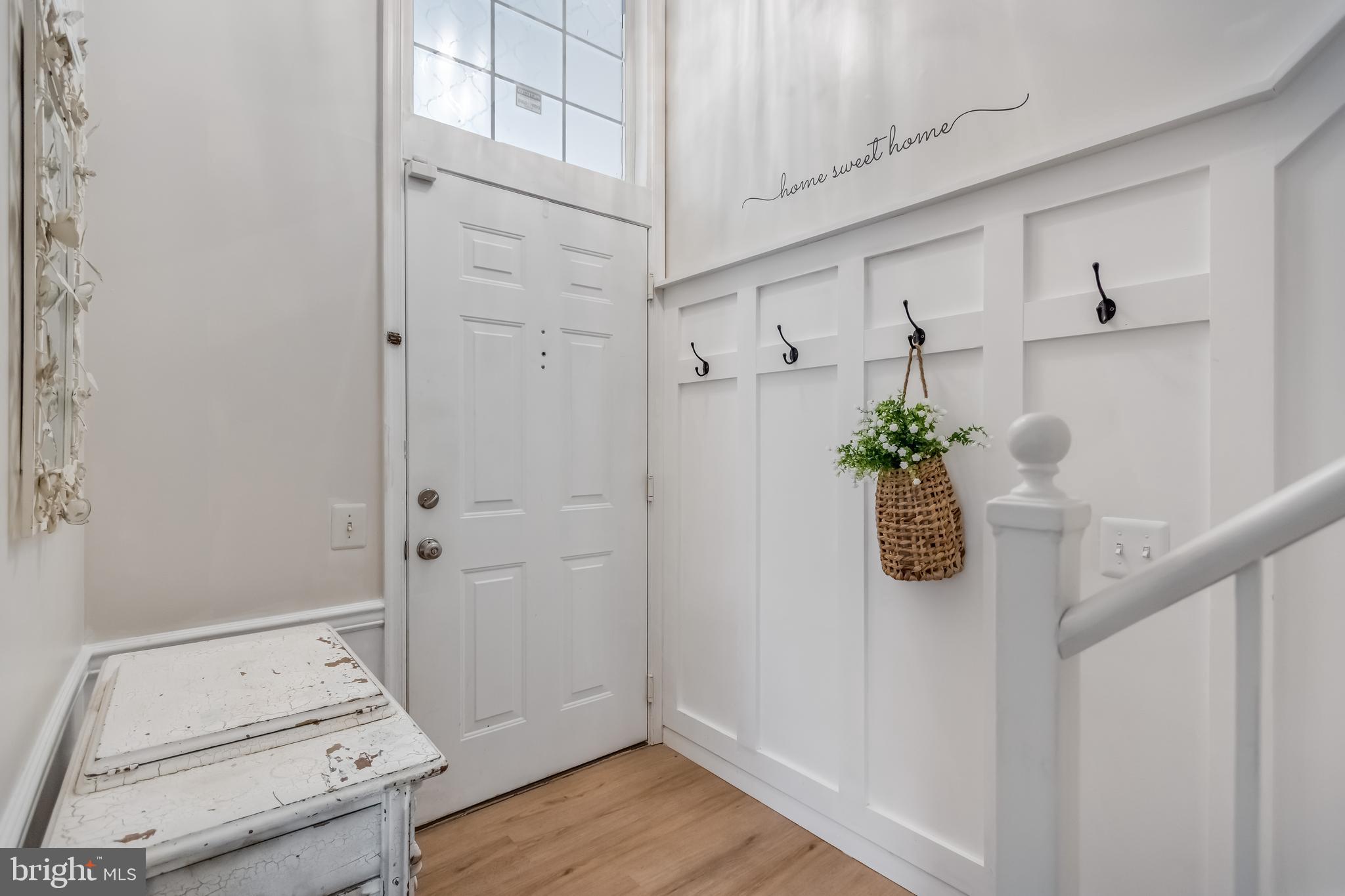 BULL RUN CONDO - Residential