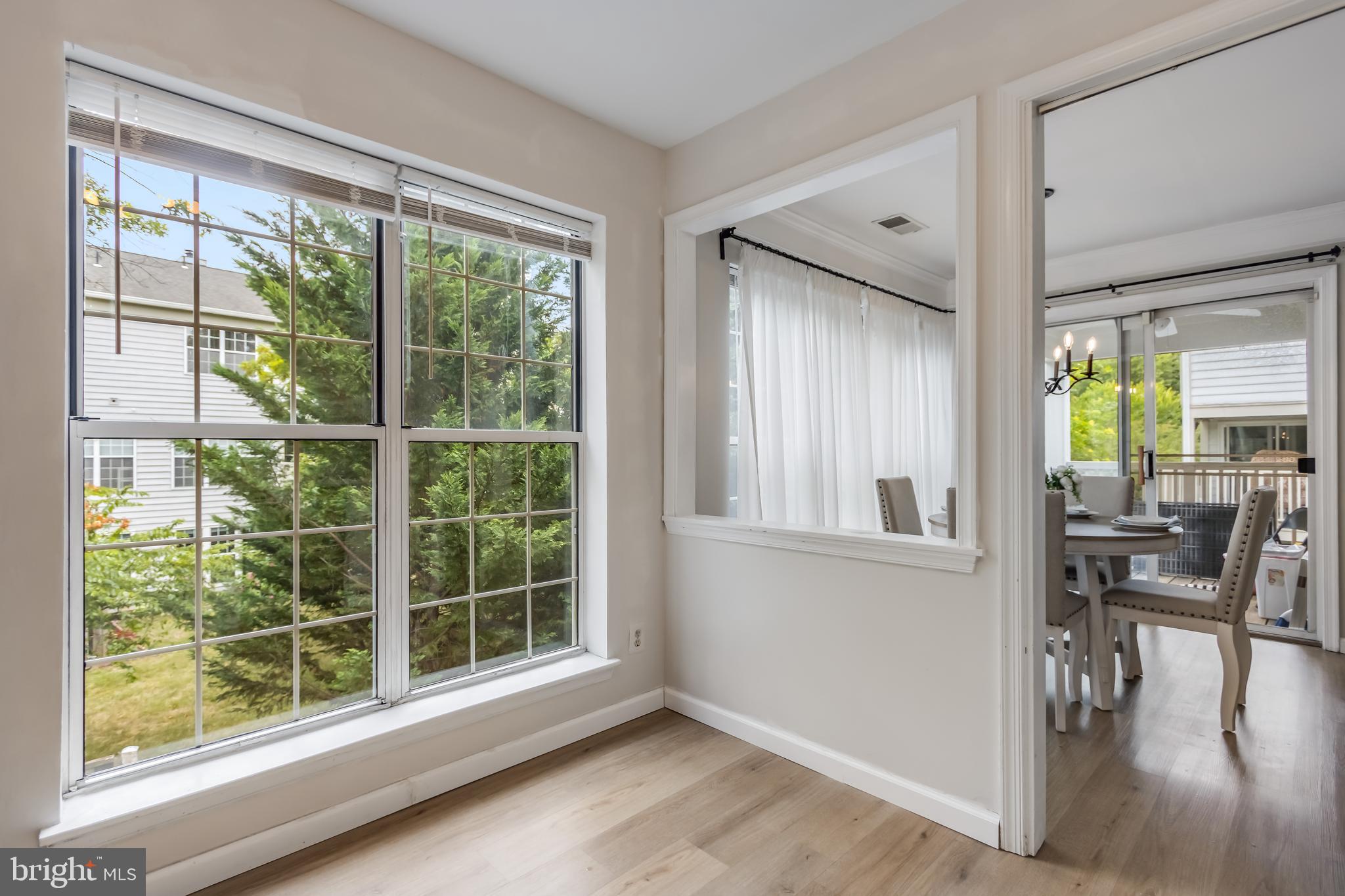 BULL RUN CONDO - Residential