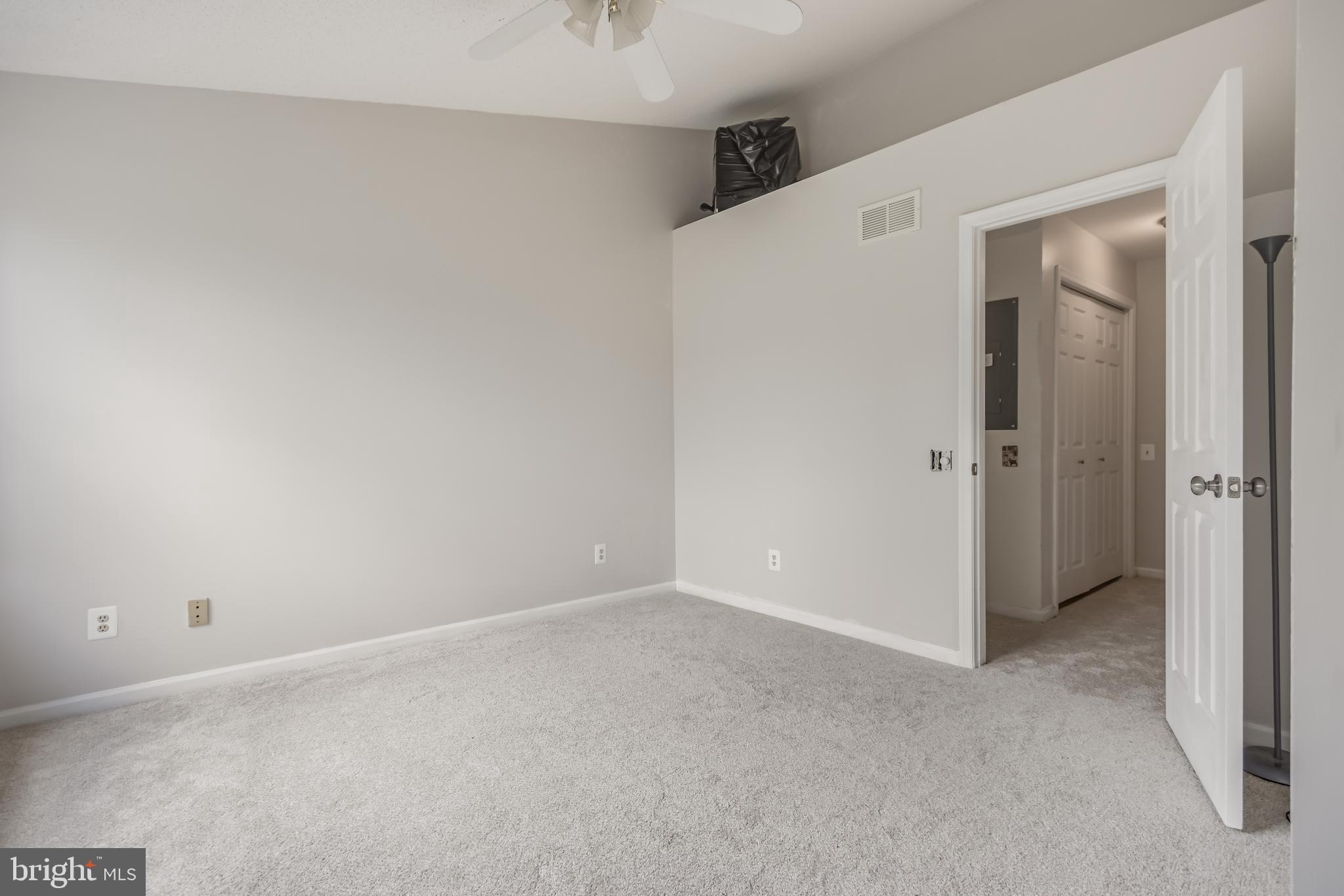 BULL RUN CONDO - Residential